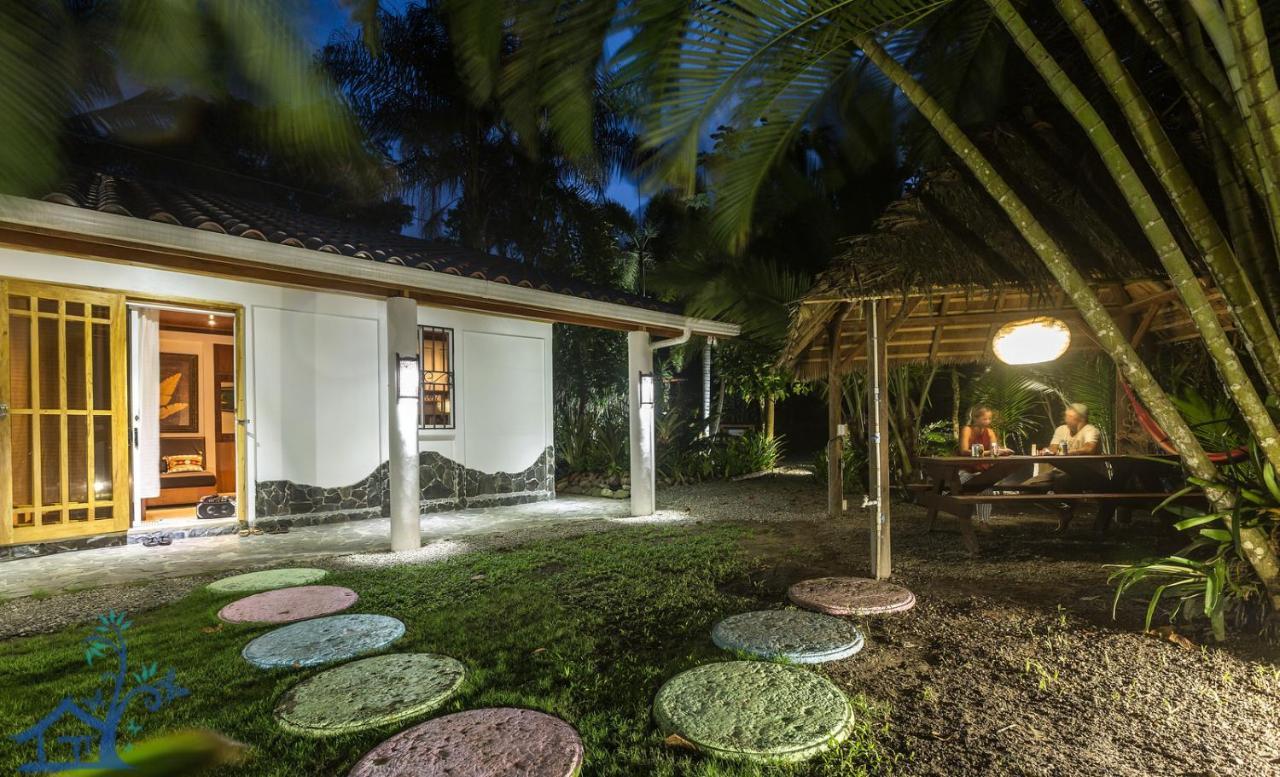 Our Beachfront Bungalow Punta Uva Exterior photo