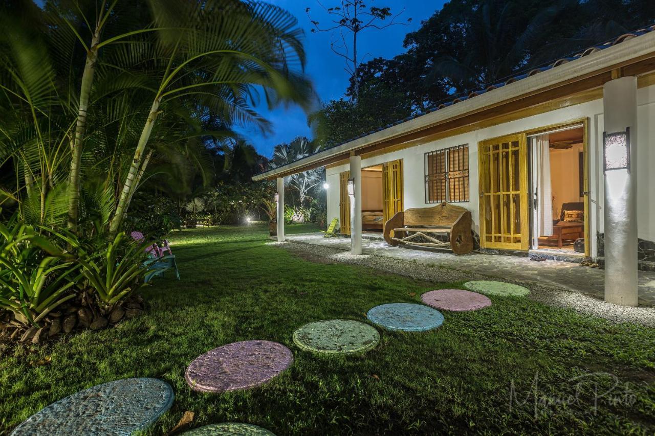 Our Beachfront Bungalow Punta Uva Exterior photo